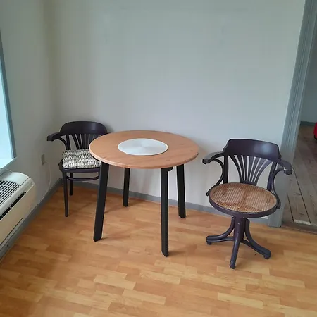Mit 2 Zimmern Und Balkon Im Herzen Von Hoyer Apartamento Højer